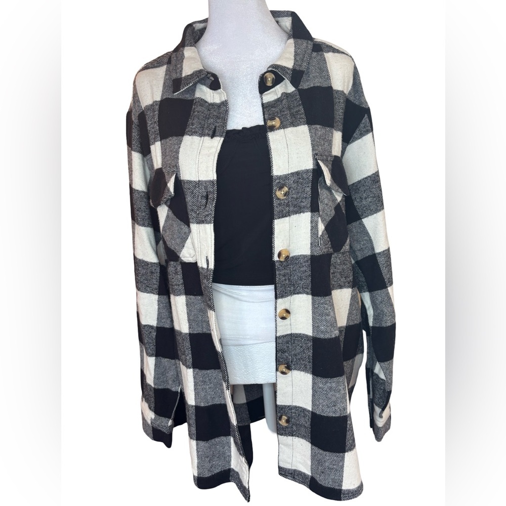 Beachlunchlounge Women’s Long Sleeved Buffalo Check Cabincore Shirt Size Large